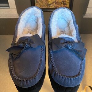 UGG DAKOTA TULLE BOW GRAY SHEARLING LINED SLIPPER/MOCCASIN, WOMENS 8